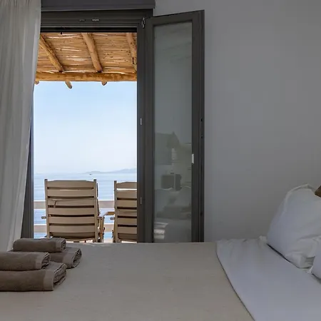 Big Blue Apartment *